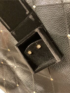 18k Gold studs with round diamonds, cute, too cute